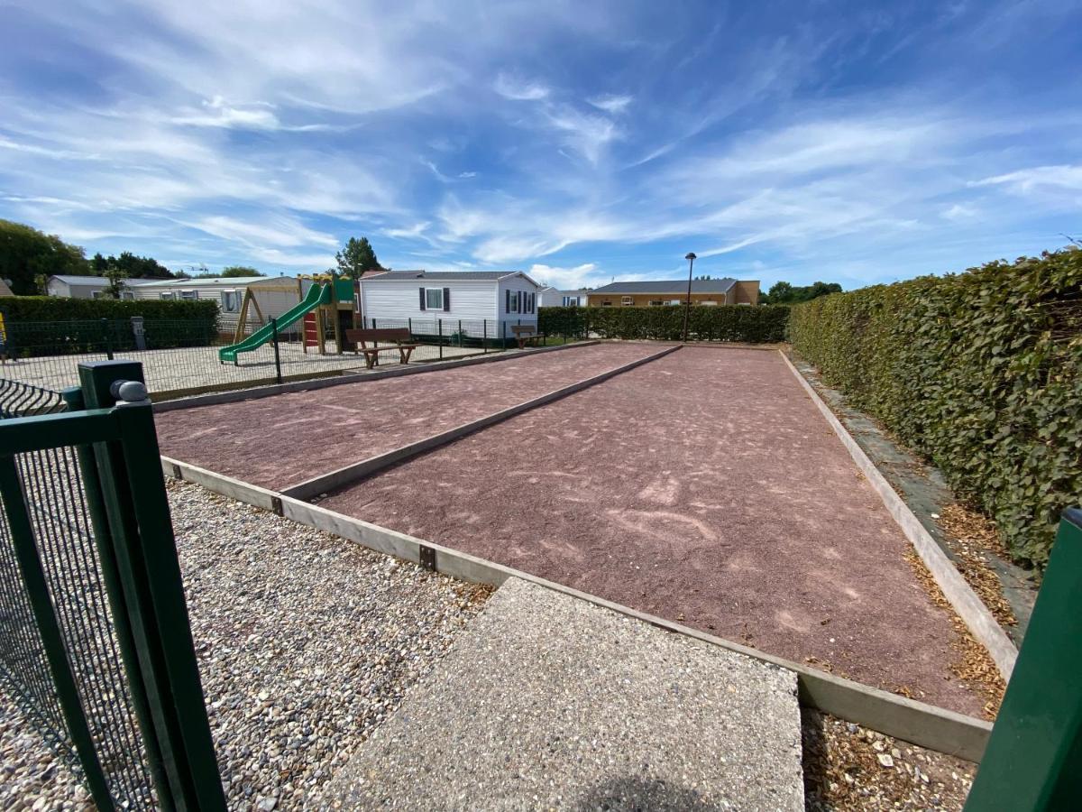 Camping Le Clos Savoye Biville-sur-Mer Exteriér fotografie